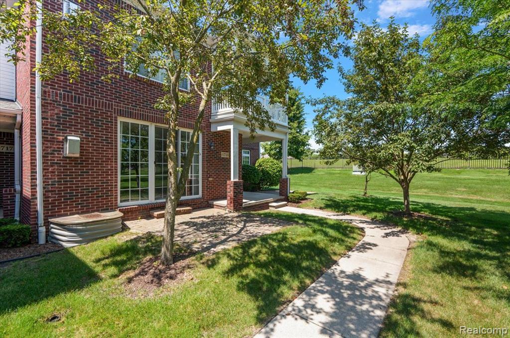 6713 Boulder Pointe Drive, Washington, MI — Photo 51