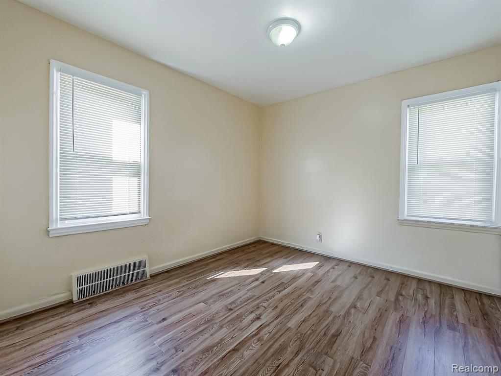 19365 Fenmore Street, Detroit, MI 48235 — Photo 6