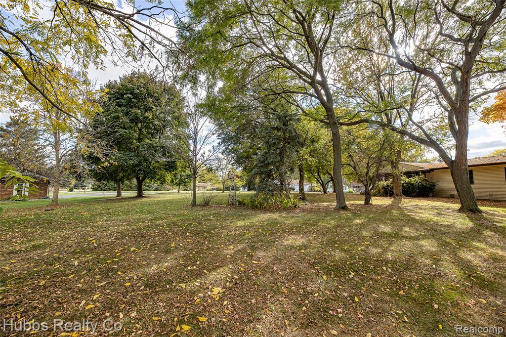7122 Abbey Lane, Swartz Creek, MI 48473 — Photo 16