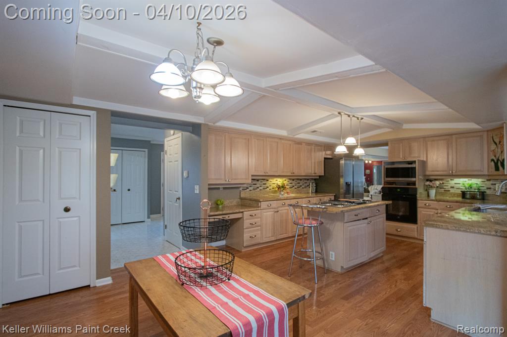 2800 Homewood Drive, Troy, MI 48098 — Photo 12