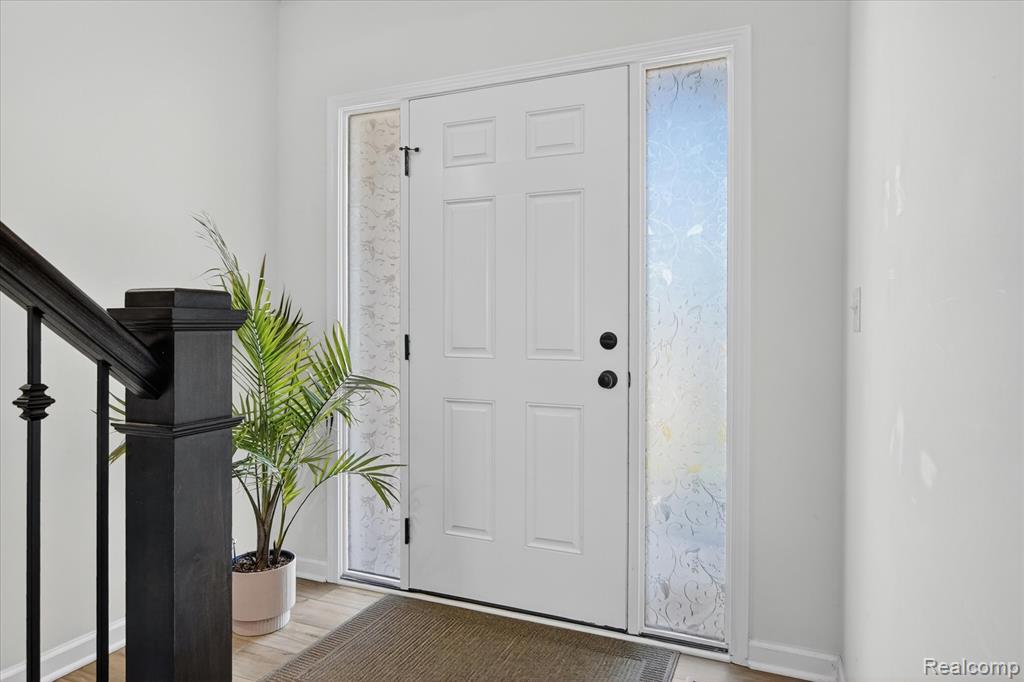 58676 Losino Drive, South Lyon, MI 48178 — Photo 6