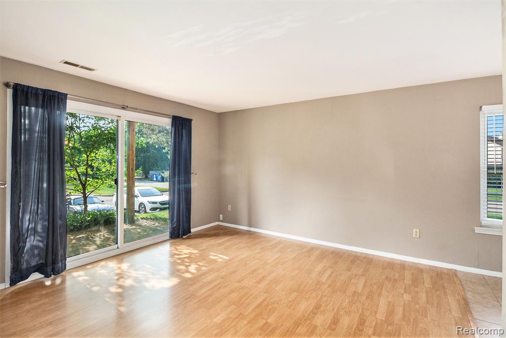 841 Bloomfield Village Boulevard, D, Auburn Hills, MI 48326 — Photo 3