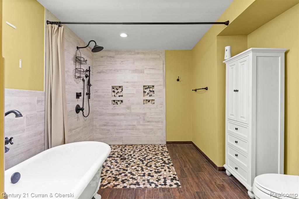 710 Saint Johns Blvd. Saint Johns Boulevard, Lincoln Park, MI 48146 — Photo 37