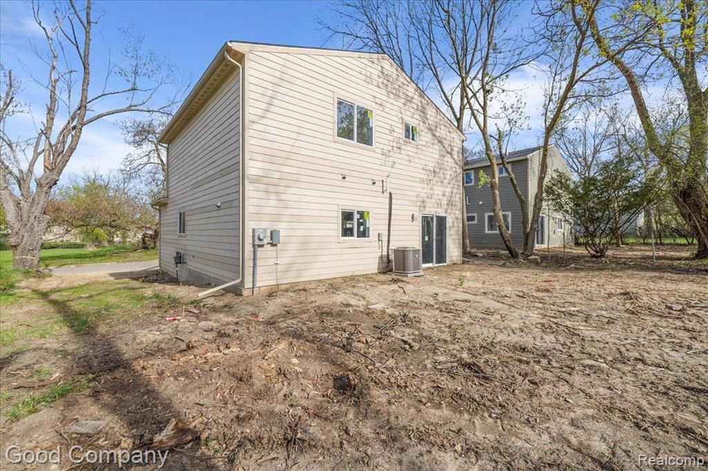 494 BLOOMFIELD Avenue, Pontiac, MI 48341 — Photo 35