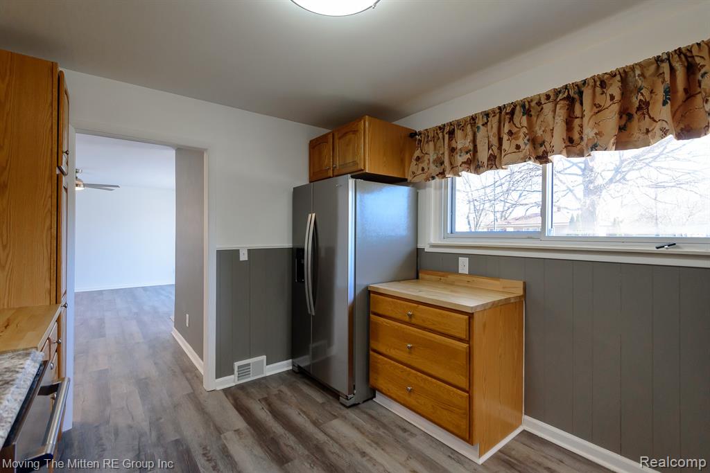2031 Harmon Avenue, Ypsilanti, MI 48198 — Photo 9