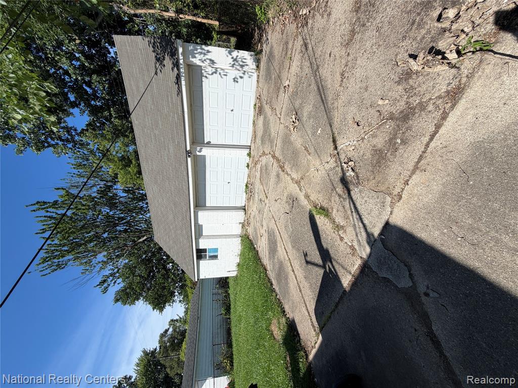 26307 Woodmont Street, Roseville, MI 48066 — Photo 10