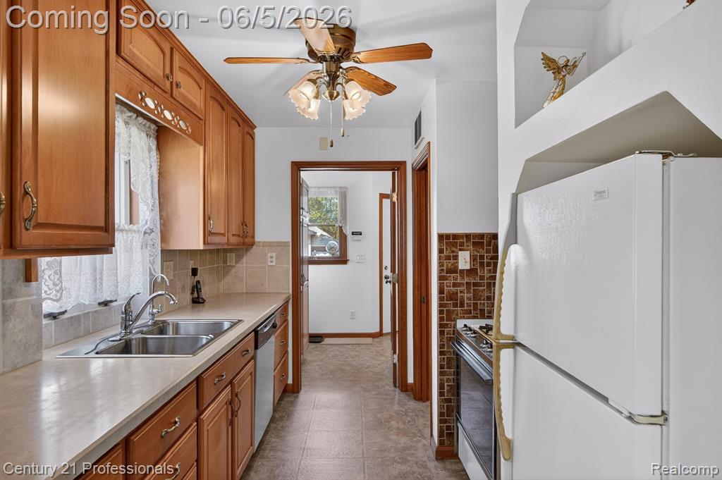 28745 Avondale Street, Inkster, MI 48141 — Photo 8