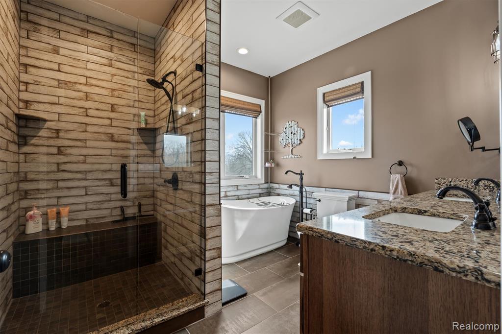 7880 Haley Road, White Lake, MI 48383 — Photo 21