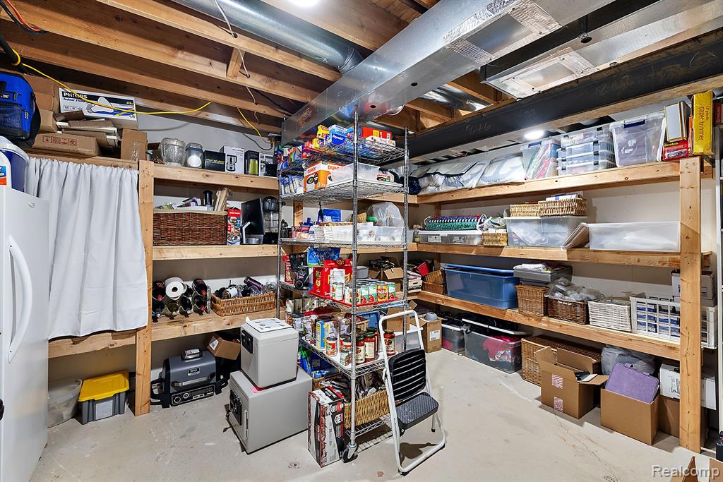 626 WOODSIDE Drive, 62, Milford, MI 48381 — Photo 45