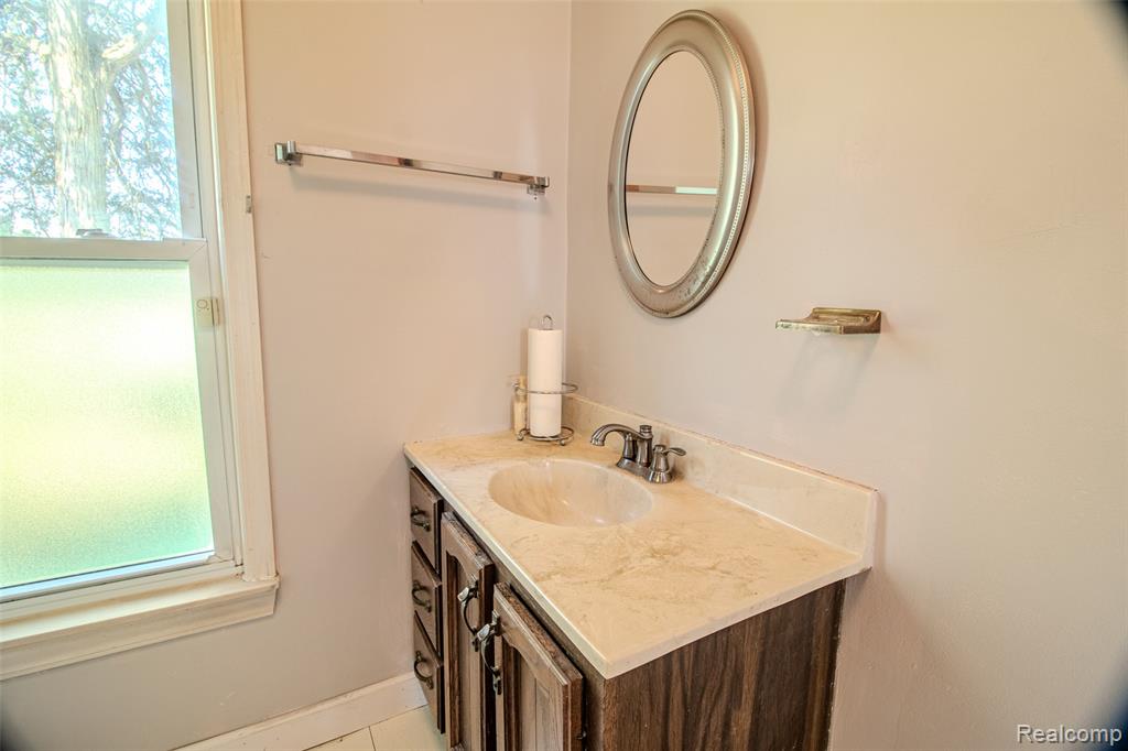 749 E East Newburg Road, Carleton, MI 48117 — Photo 40