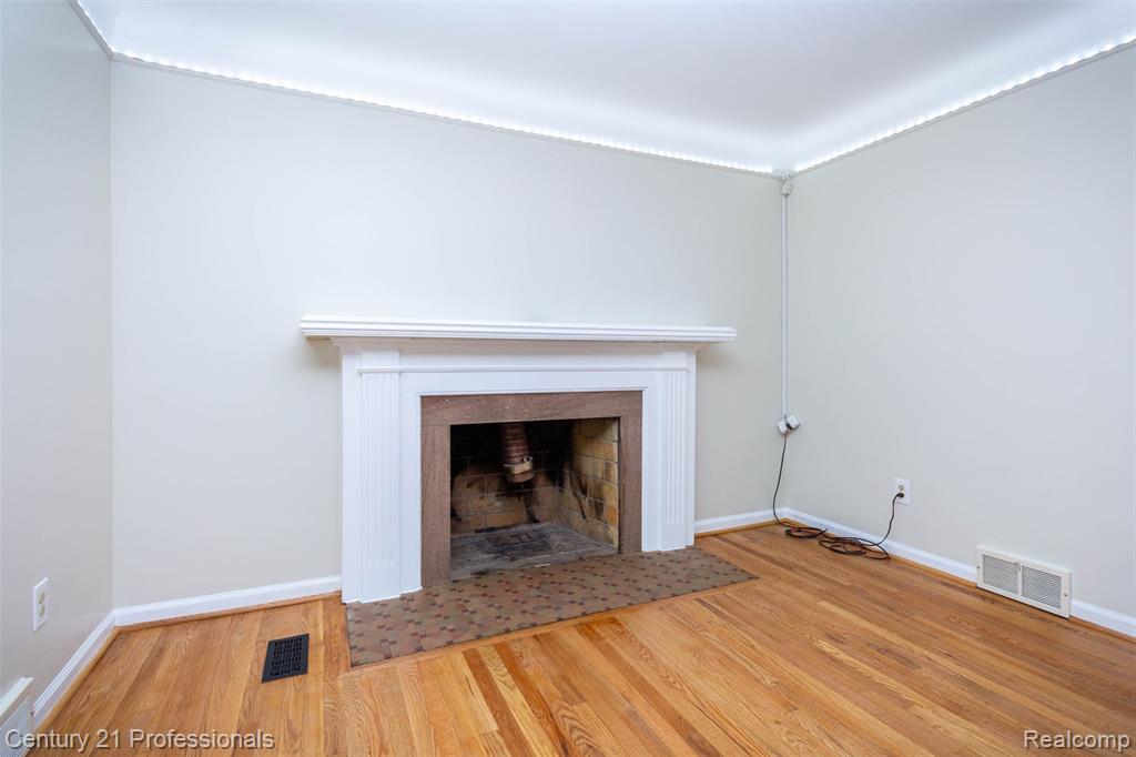 25009 Donald, Redford, MI 48239 — Photo 7