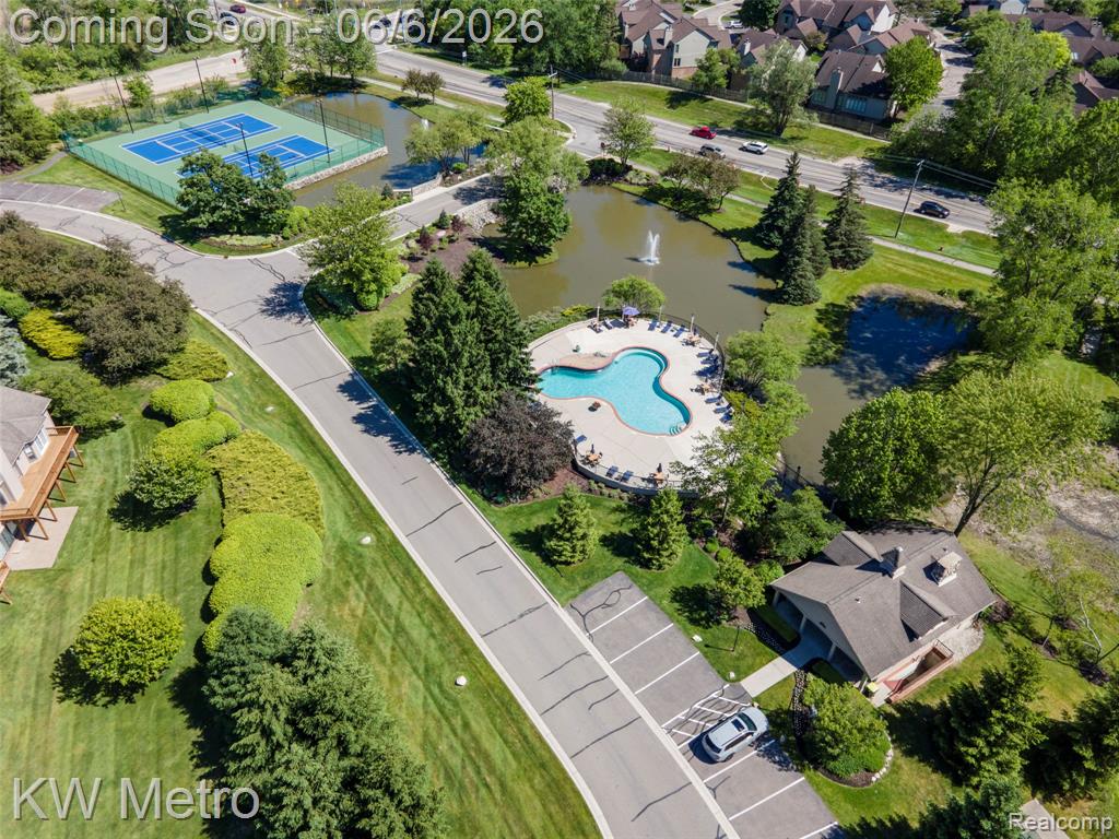 7348 Meadowridge Circle, West Bloomfield, MI — Photo 55
