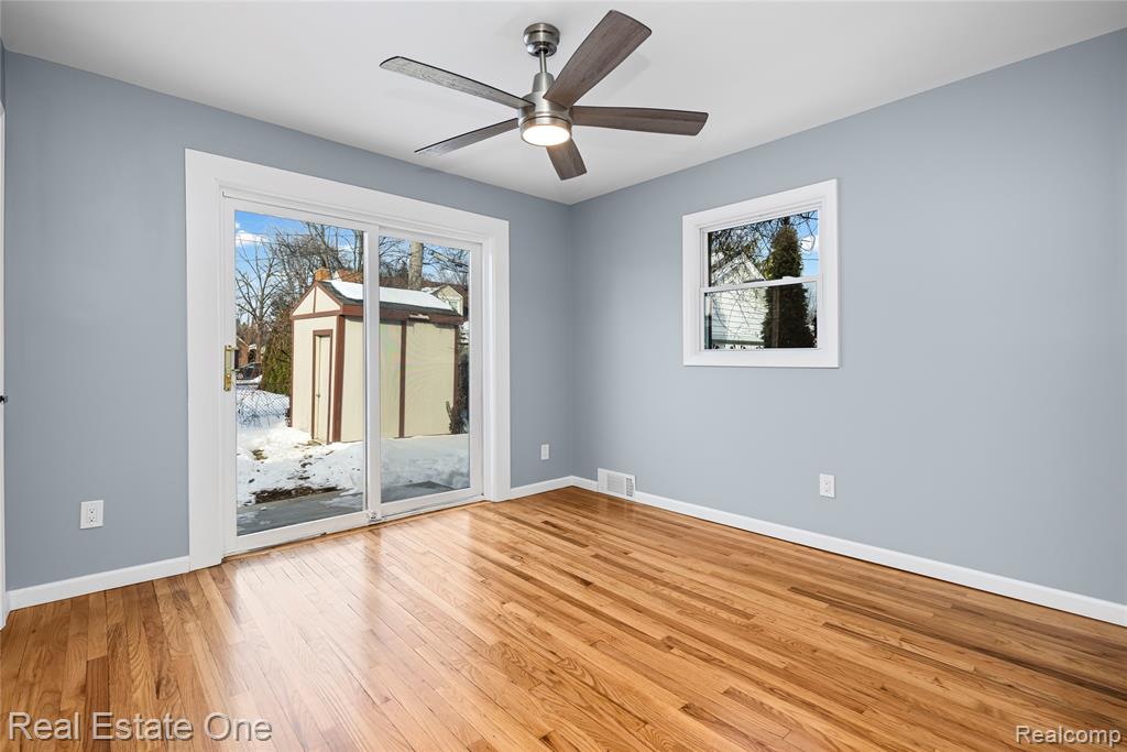13344 Hart Avenue, Huntington Woods, MI — Photo 26
