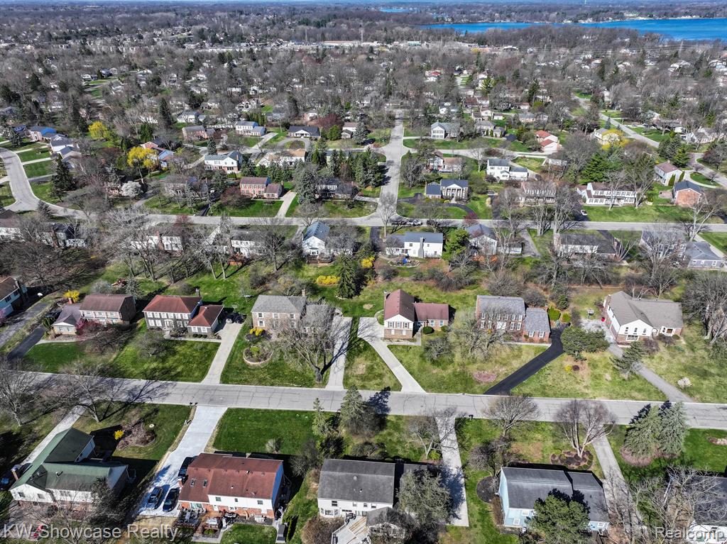 4238 STILL MEADOW Lane, West Bloomfield, MI 48323 — Photo 73