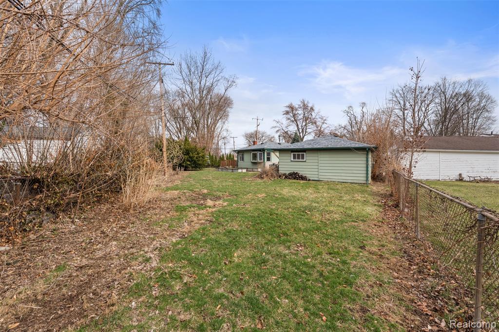 9261 Brady Court, Redford, MI 48239 — Photo 27