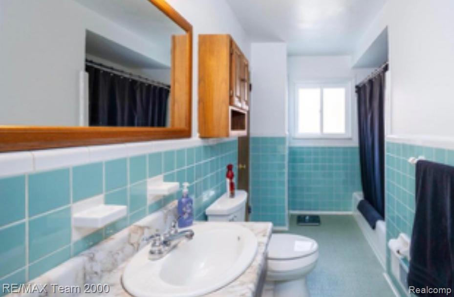 4665 Lincoln Boulevard, Dearborn Heights, MI 48125 — Photo 5