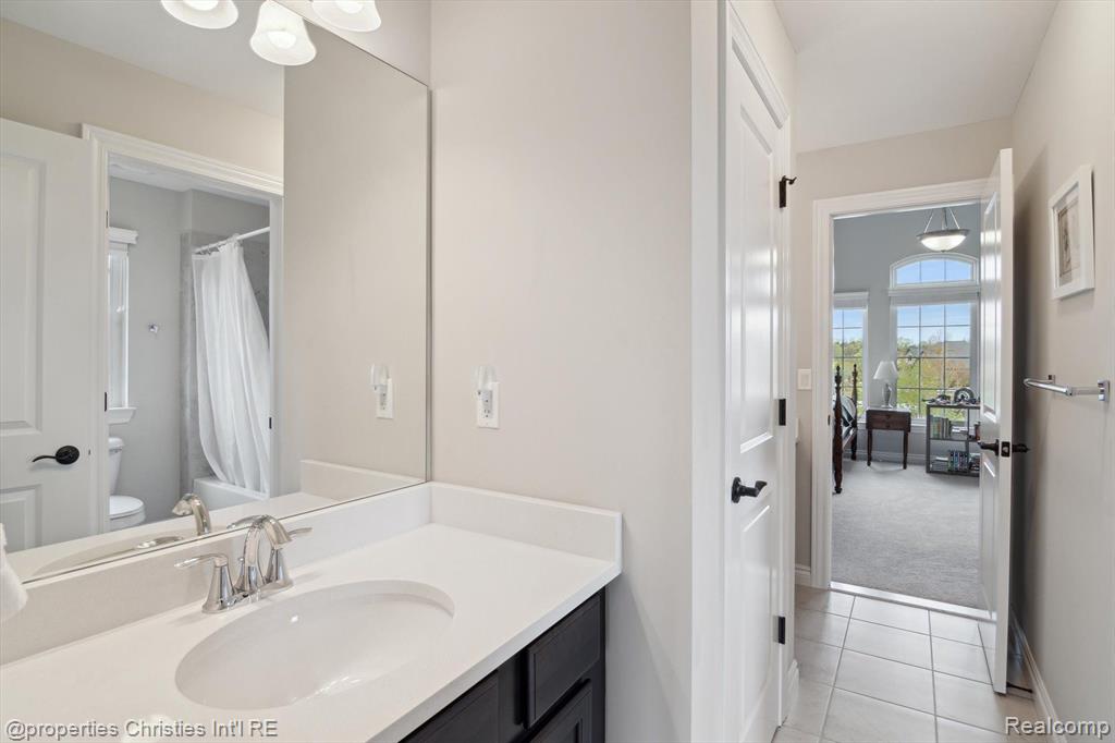 47660 WALES, Northville, MI 48167 — Photo 39