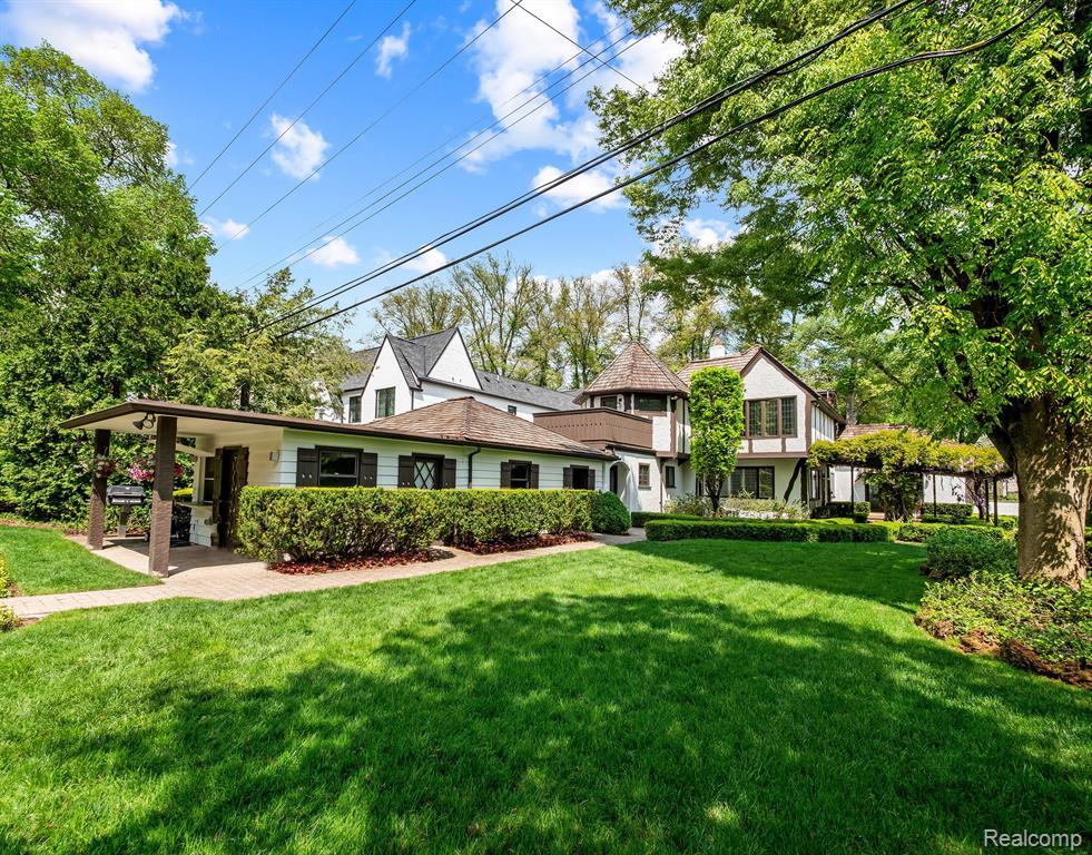404 LINDEN Road, Birmingham, MI 48009 — Photo 40