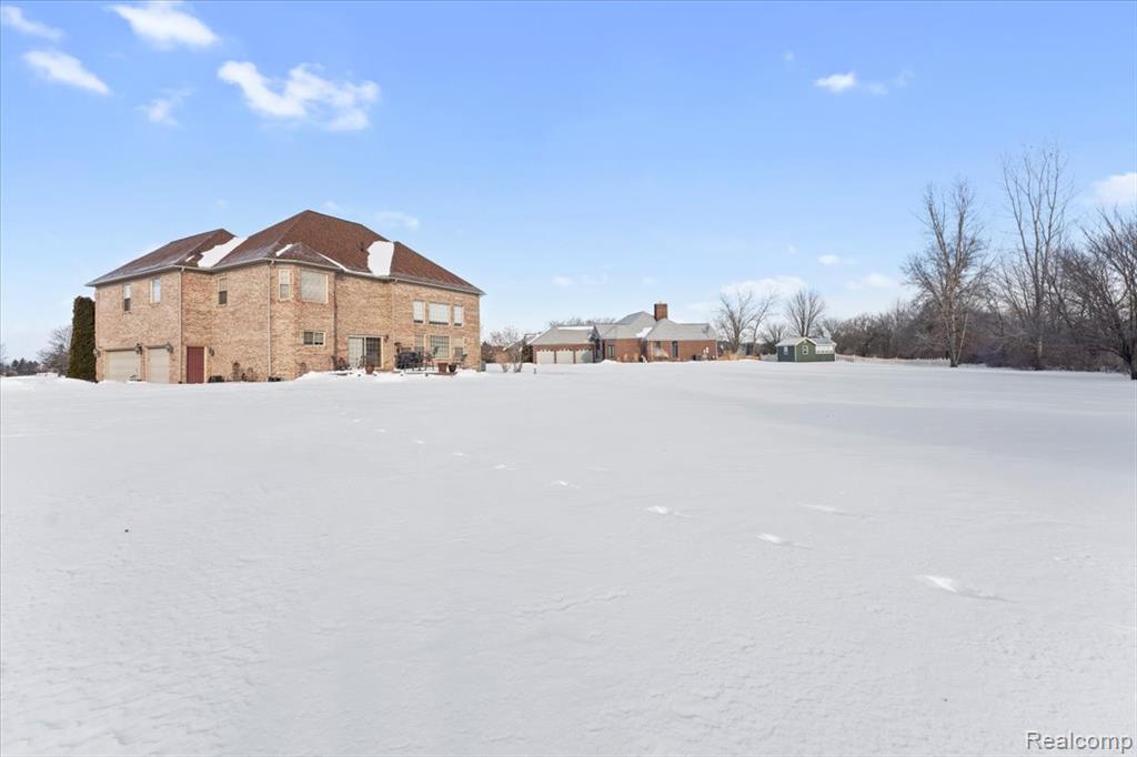 26035 Red Wood Drive, New Boston, MI 48164 — Photo 46