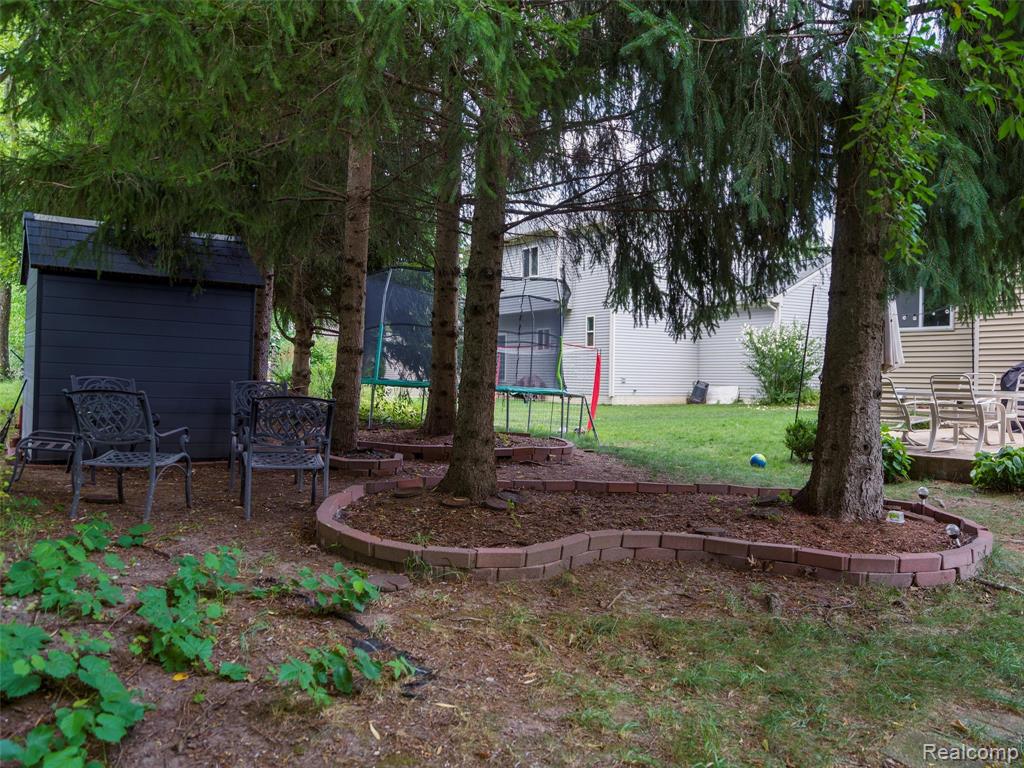 428 Newton Court, Lake Orion, MI 48362 — Photo 38