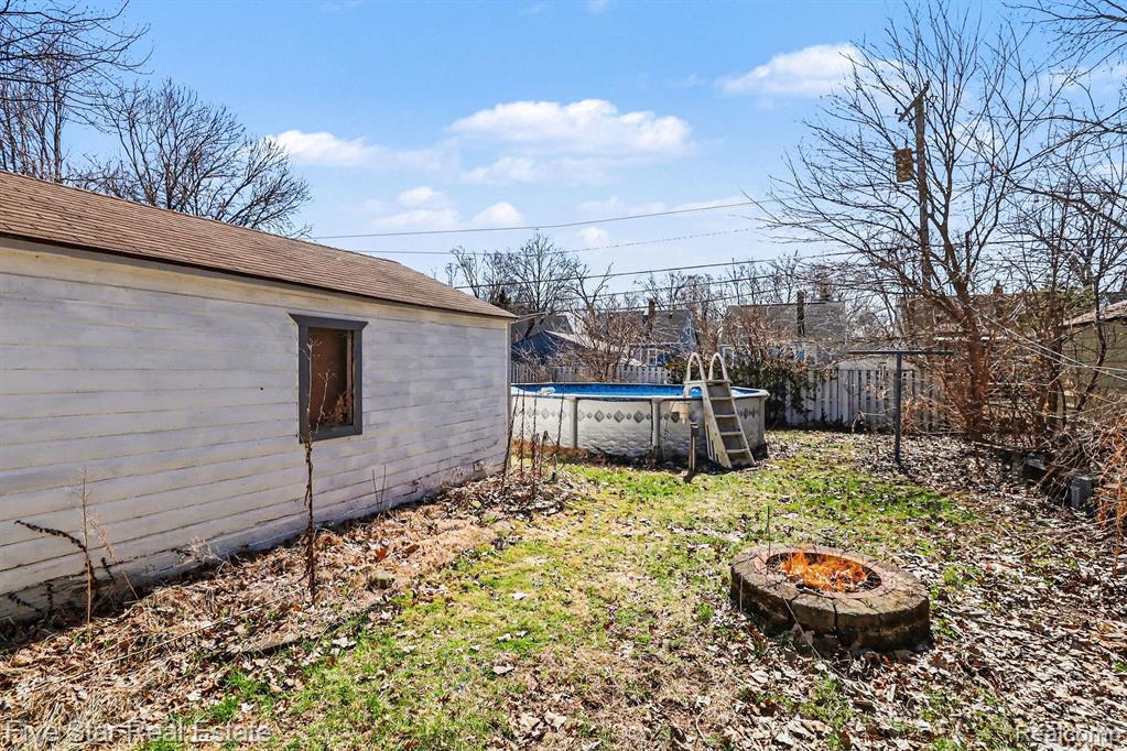 24691 Colgate Street, Dearborn Heights, MI 48125 — Photo 14