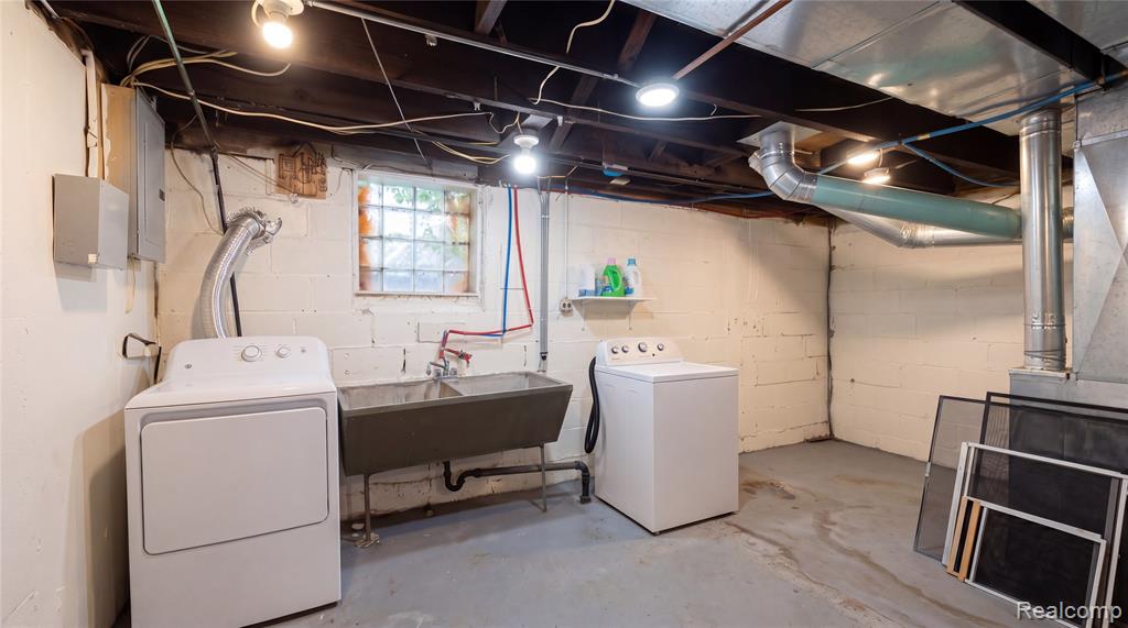 9426 John R, Detroit, MI 48202 — Photo 17