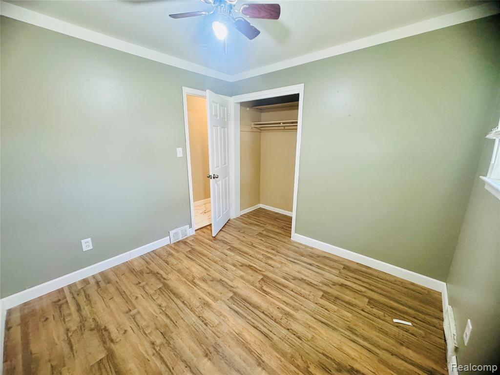 17221 Sunset Street, Hamtramck, MI 48212 — Photo 6