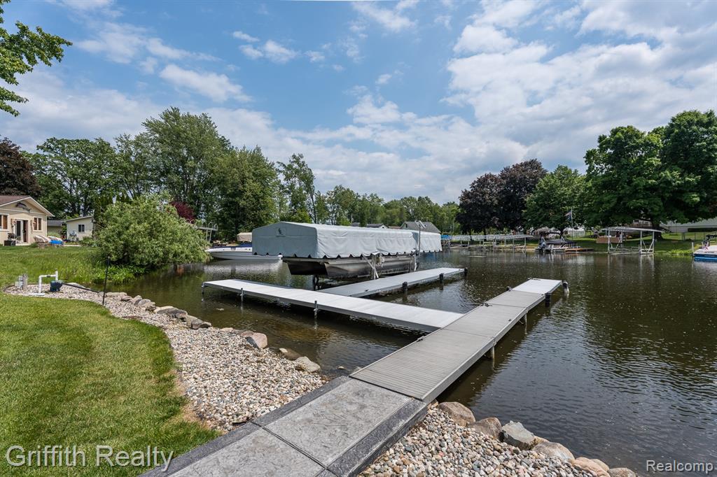 1158 Camelot Drive, Pinckney, MI 48169 — Photo 21