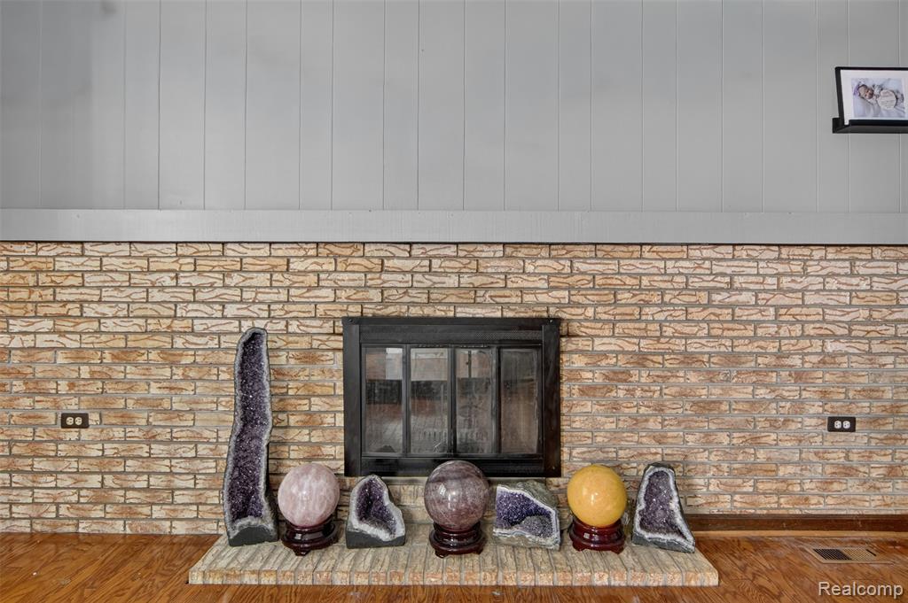 44100 Somerset Square, Canton, MI 48187 — Photo 11