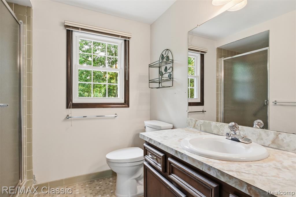 45451 Woodleigh Way, Plymouth, MI 48170 — Photo 27