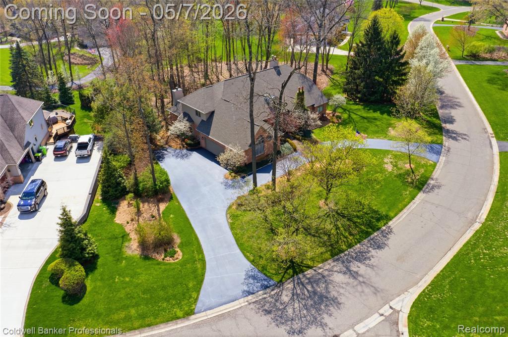 7520 Mistwood Drive, White Lake, MI 48383 — Photo 8