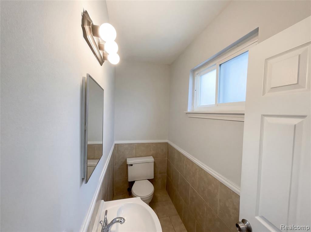 42195 Fairview Drive, Canton, MI 48187 — Photo 15