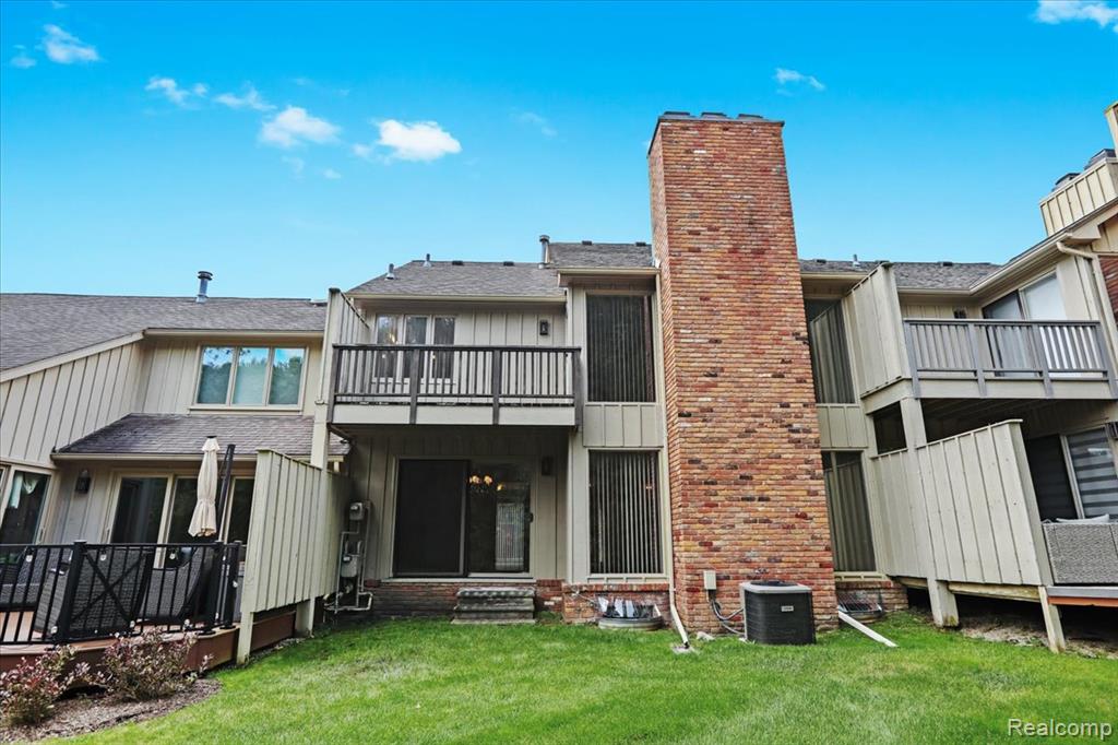24066 Bingham Pointe Drive, 11, Bingham Farms, MI 48025 — Photo 28