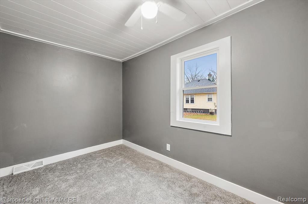 5 Second Street, Mount Clemens, MI 48043 — Photo 9