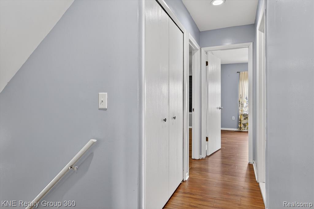 8092 Willow Lane, Warren, MI 48093 — Photo 26