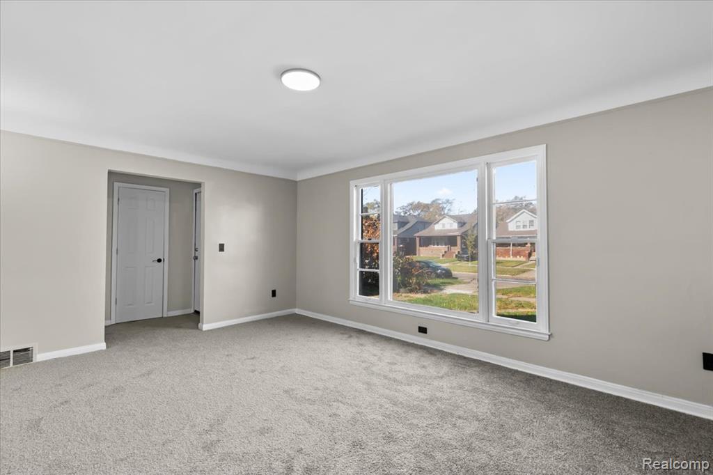 11856 Kilbourne Street, Detroit, MI 48213 — Photo 4