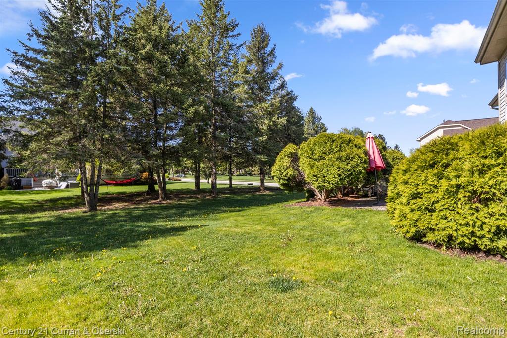 5725 VERSAILLES Avenue, Ann Arbor, MI 48103 — Photo 26