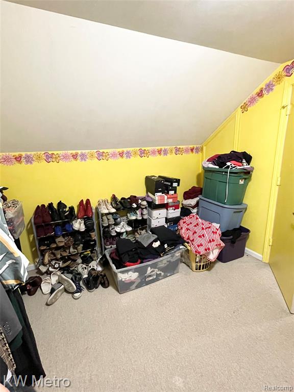 9979 Berwyn, Redford, MI 48239 — Photo 22