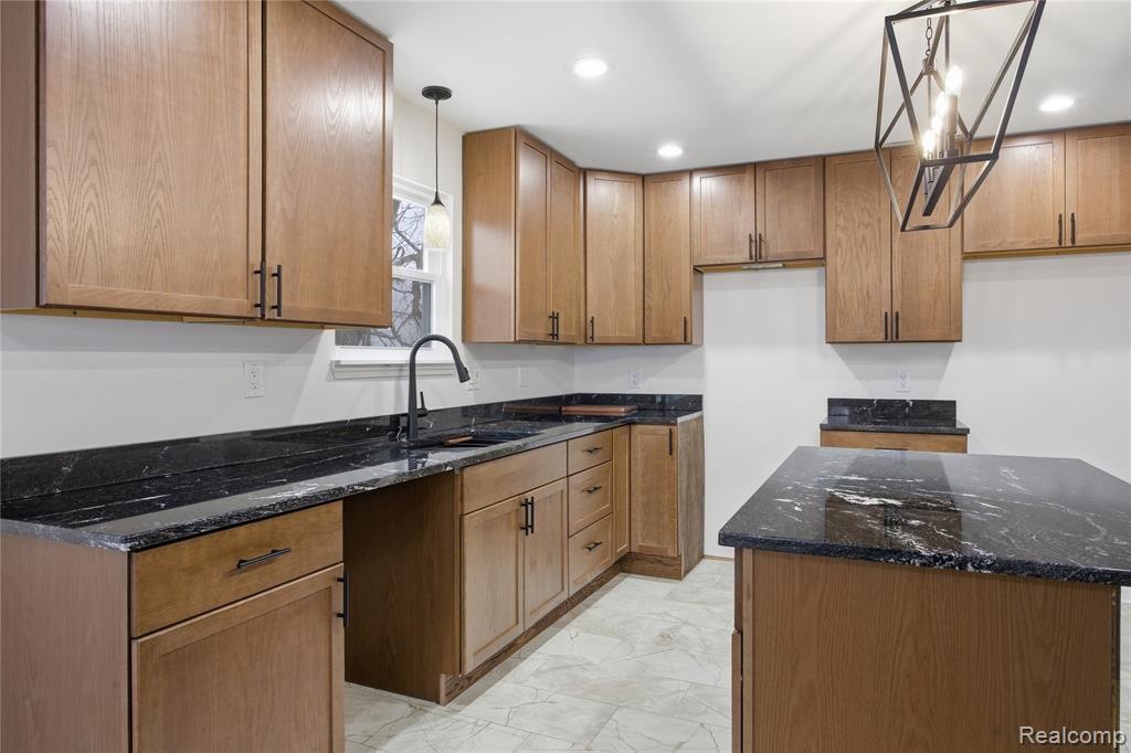 38047 Wabash Street, Romulus, MI 48174 — Photo 16