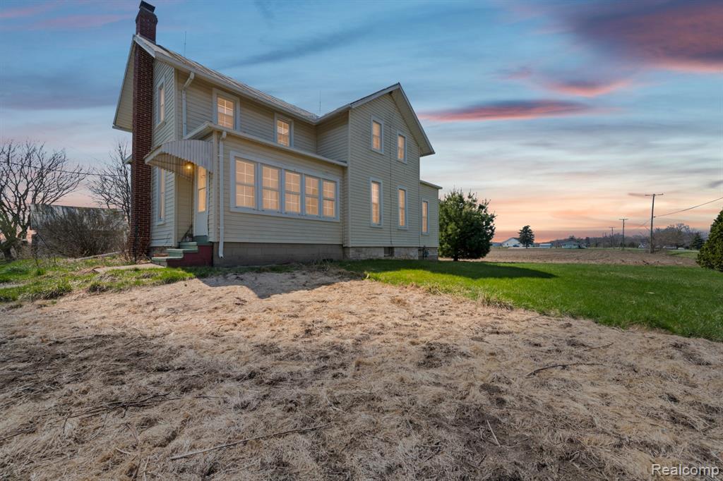 9269 Dixon Road, Monroe, MI 48161 — front exterior