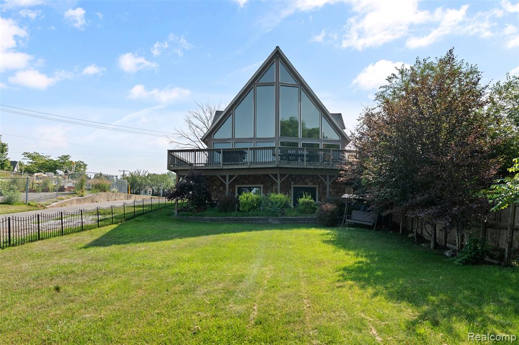 1907 Riverside Drive, Port Huron, MI 48060 — Photo 39