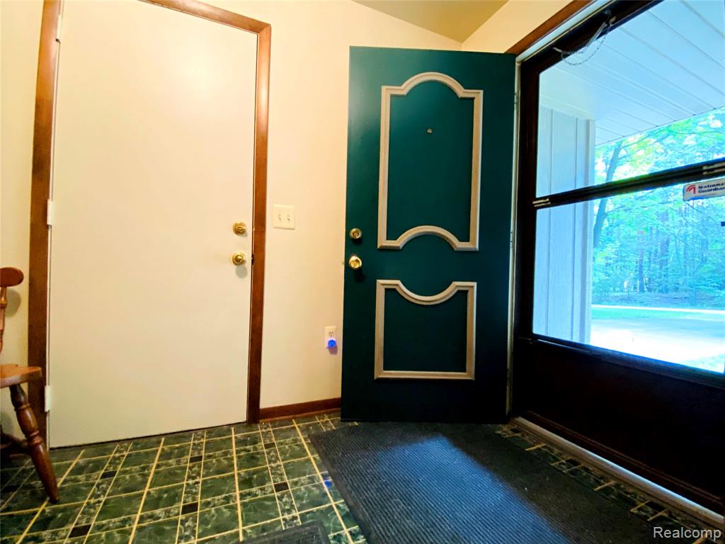 1576 Pine Knoll Lane, Caro, MI 48723 — Photo 3