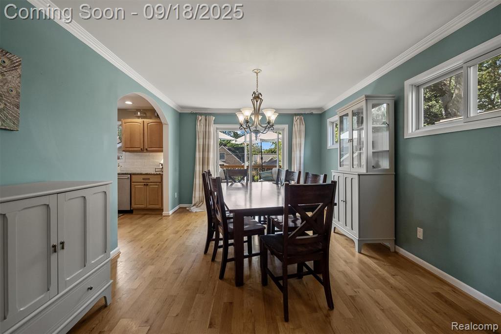 821 Forestdale Road, Royal Oak, MI 48067 — Photo 6