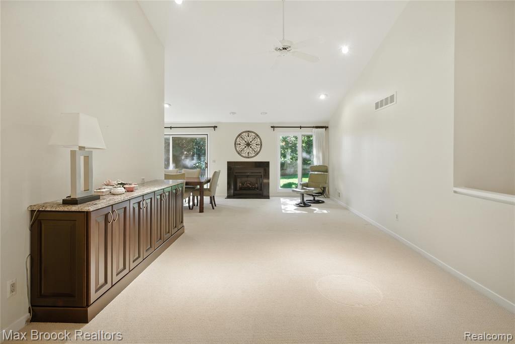 4185 Foxpointe Drive, West Bloomfield, MI 48323 — Photo 8