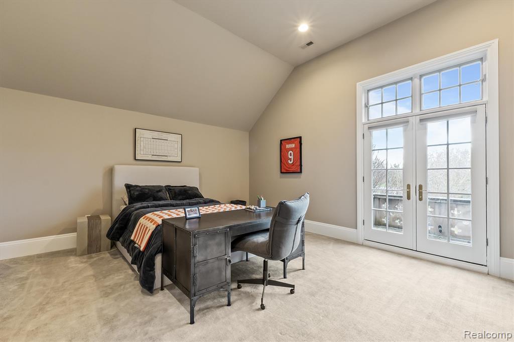 2370 Pond Vallee Drive, Oakland, MI — Photo 48