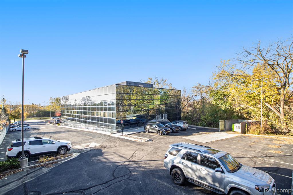 42450 W 12 Mile Road, Novi, MI — Photo 5