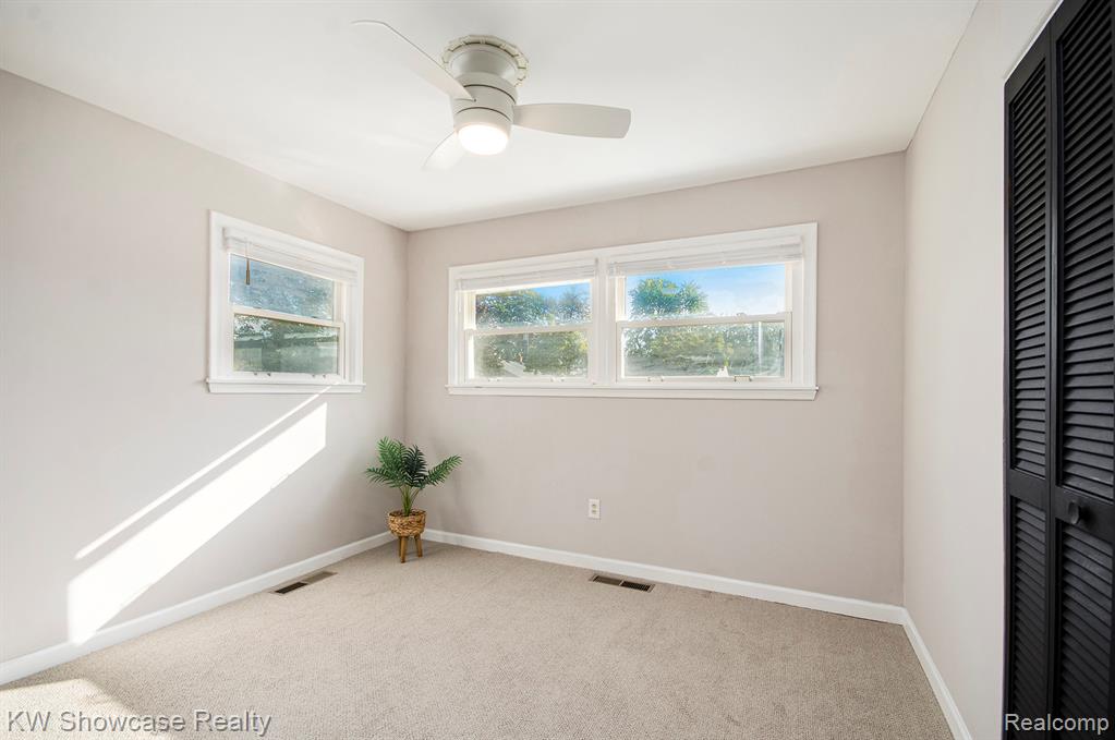 18582 Hamann Street, Riverview, MI 48193 — Photo 16