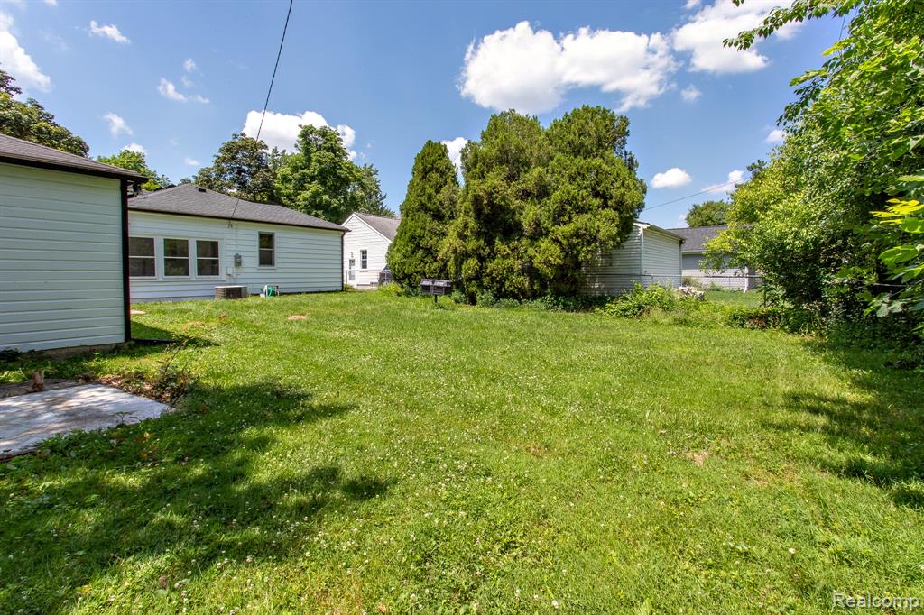 4056 Robina Avenue, Berkley, MI 48072 — Photo 43