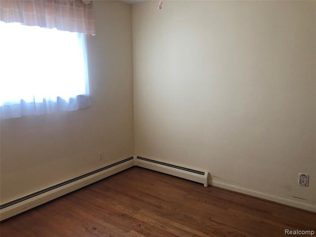 6556 Drexel Street, Dearborn Heights, MI 48127 — Photo 15