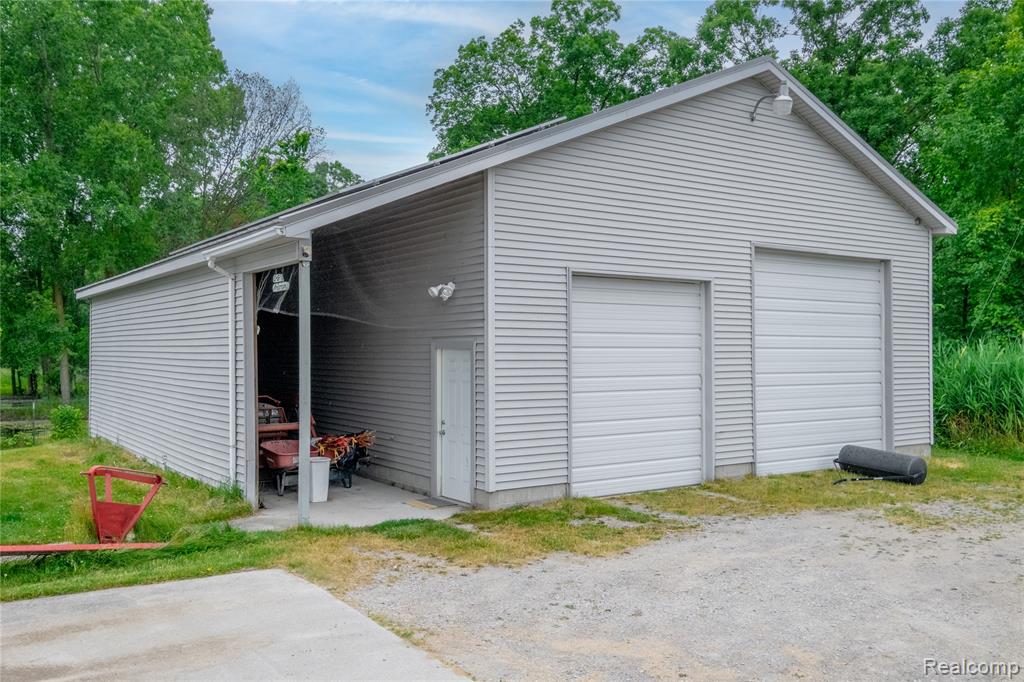 8420 Beers Road, Swartz Creek, MI 48473 — Photo 32